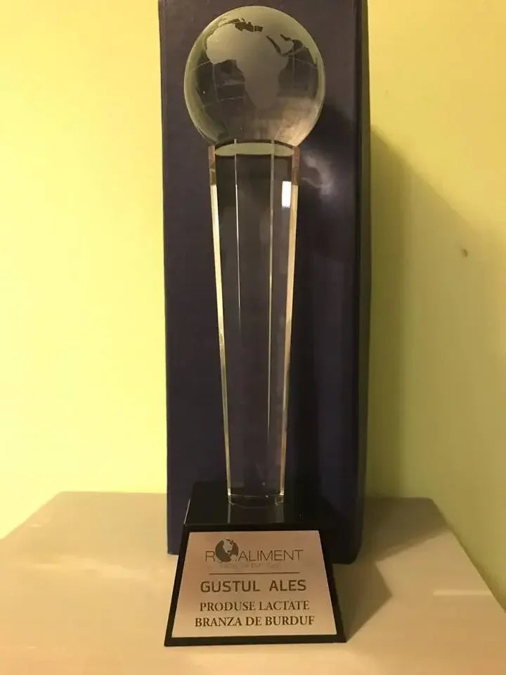 Premiul I la Brânza de Burduf! Facem cea mai bună Brânză de Burduf din România și ne mândrim cu asta!